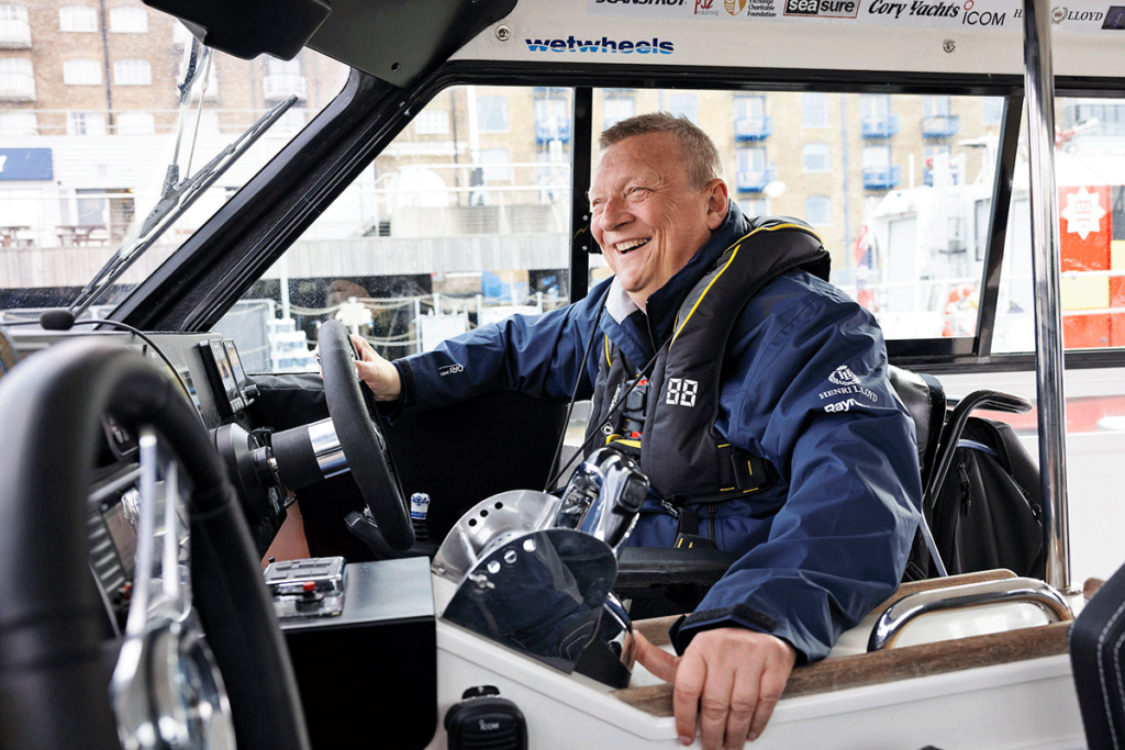 Dl Set Quadriplegic Adventurer Geoff Holt MBE DL Sets Sail on Challenge to ...