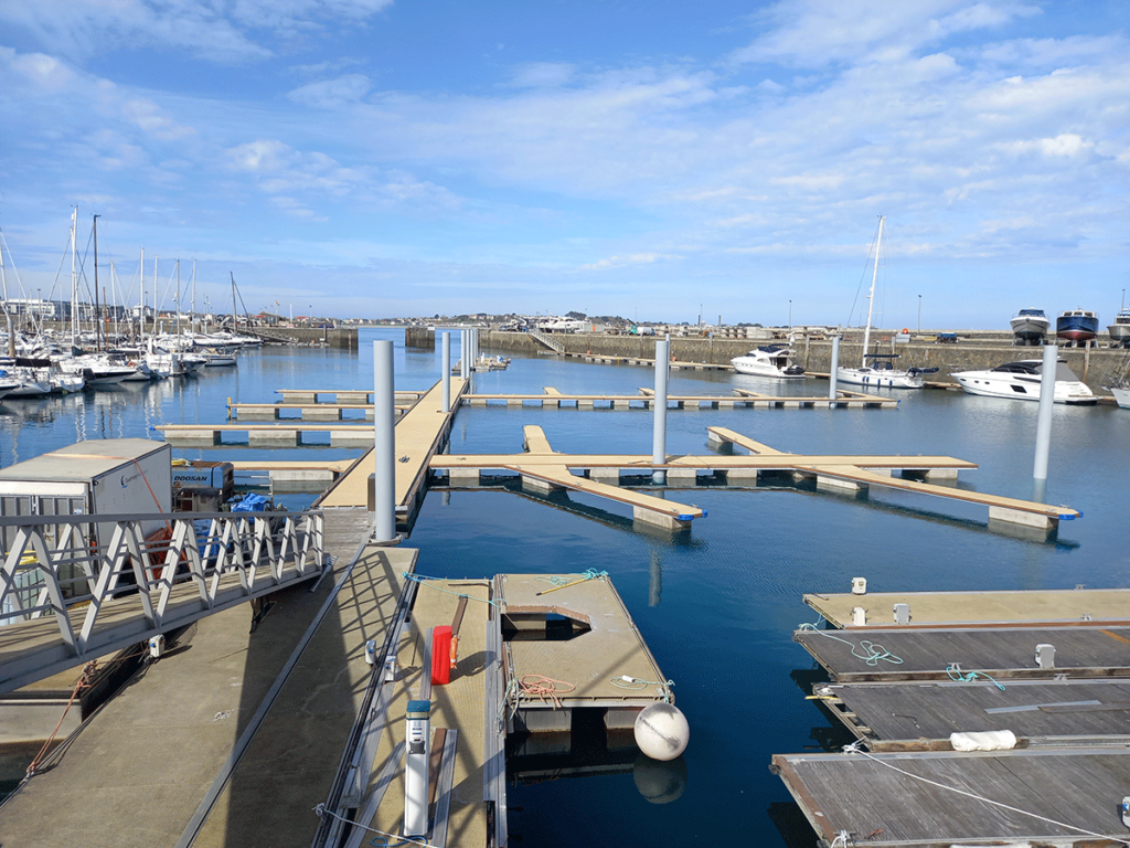 Walcona Walcon Marine completes major project at QE II Marina, Guernsey - All ...